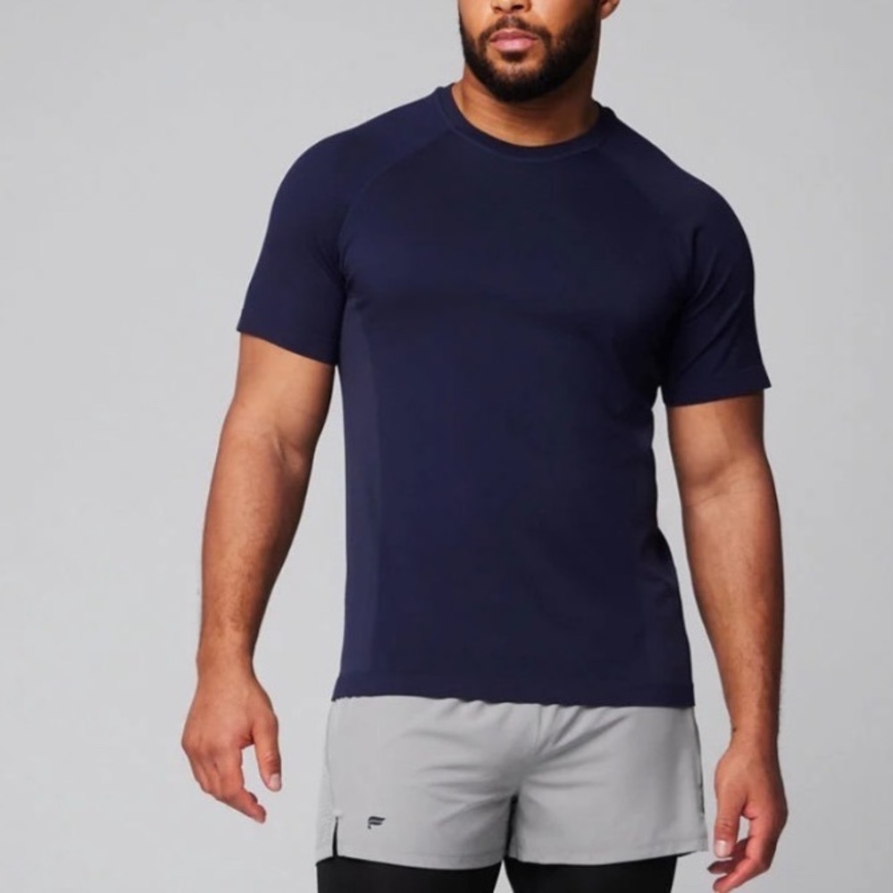 Fabletics Mens XL Navy Blue Short Sleeve‎ Performance Training Shirt